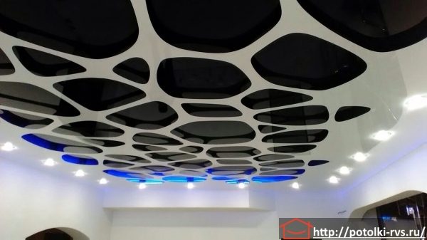 Резные натяжные потолки Apply